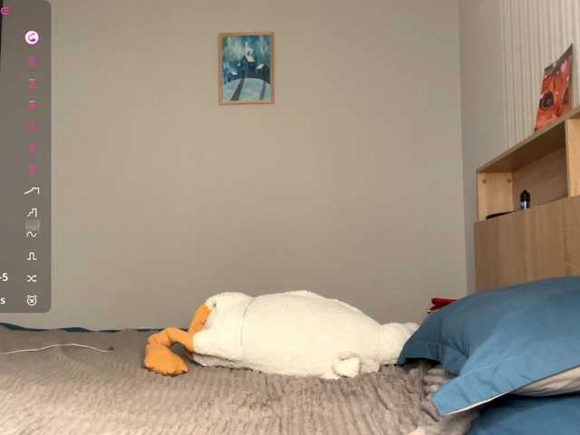 TyeshaDirksen's BongaCams show and profile