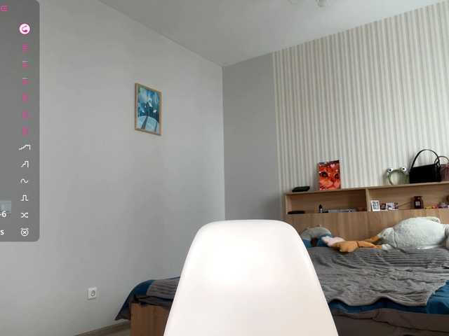 TyeshaDirksen's BongaCams show and profile