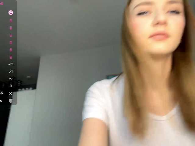 TyeshaDirksen's BongaCams show and profile