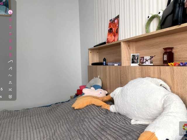 TyeshaDirksen's BongaCams show and profile