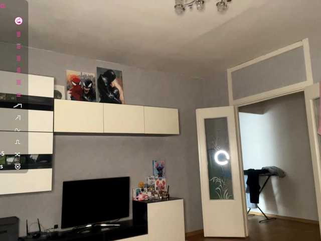 TyeshaDirksen live cam