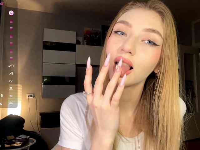 TyeshaDirksen webcam