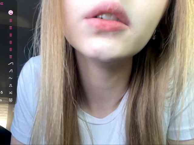 TyeshaDirksen webcam