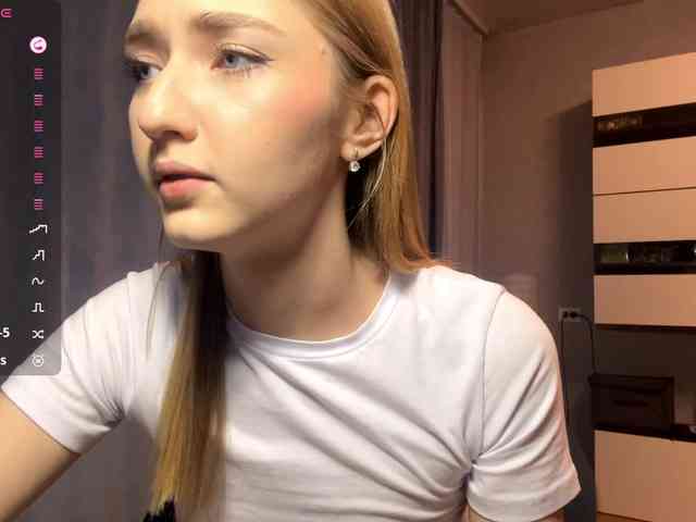 TyeshaDirksen webcam