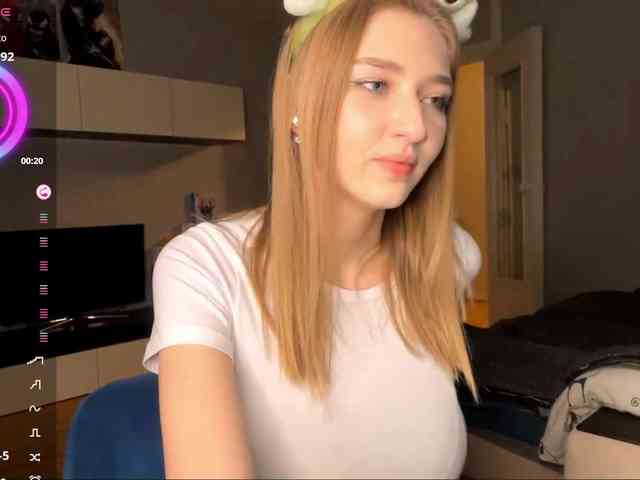 TyeshaDirksen webcam