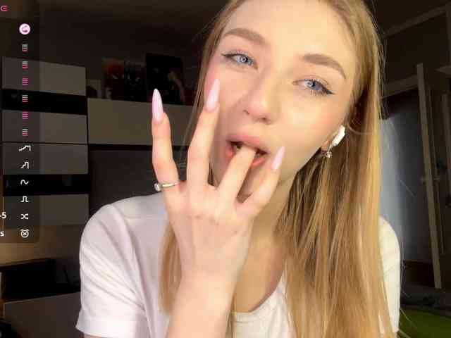 TyeshaDirksen webcam