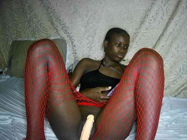 sexy-africanah webcam