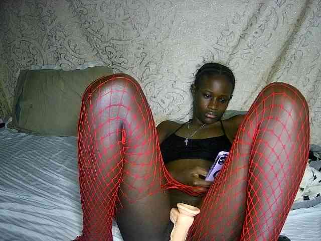 sexy-africanah webcam