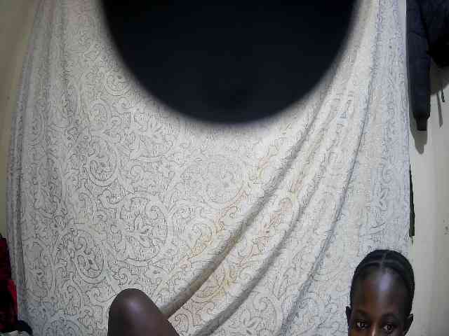 sexy-africanah webcam