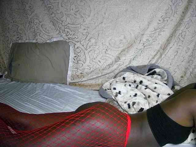 sexy-africanah webcam
