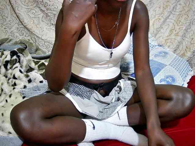 sexy-africanah webcam