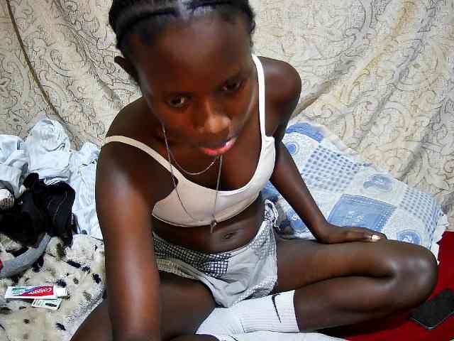 sexy-africanah webcam