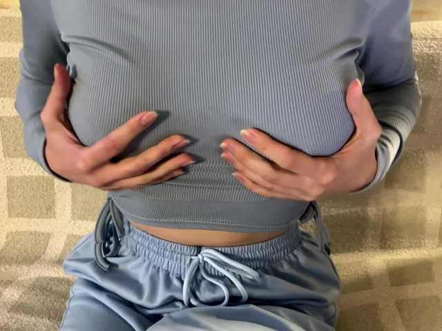 SeptemberRarogal's BongaCams show and profile