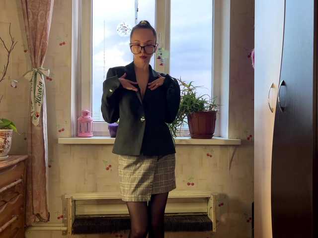 SeptemberRarogal's BongaCams show and profile