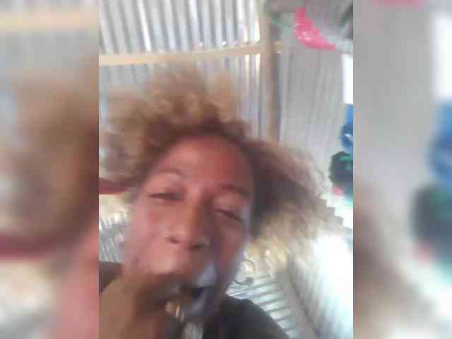 zoyadimasalong06 webcam