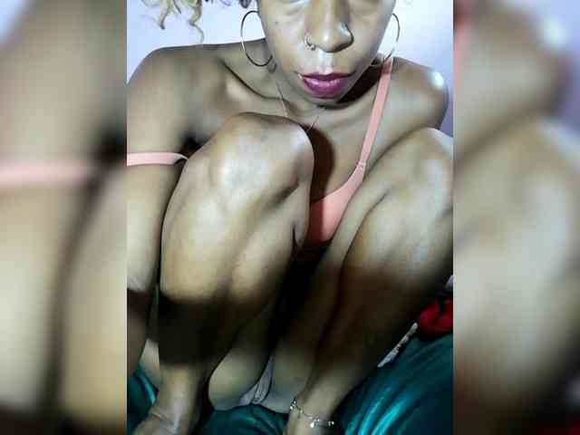 zoyadimasalong06 webcam