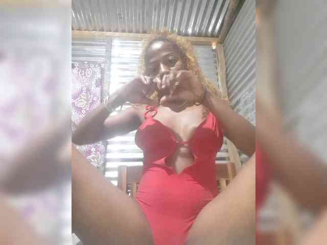 zoyadimasalong06 webcam