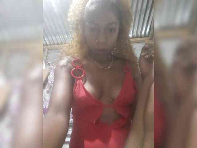 zoyadimasalong06 webcam