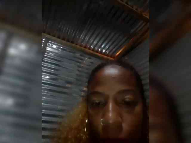 zoyadimasalong06 webcam