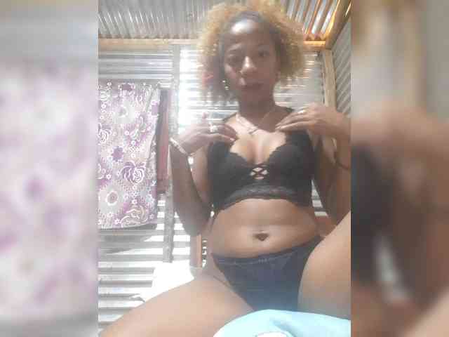 zoyadimasalong06 webcam