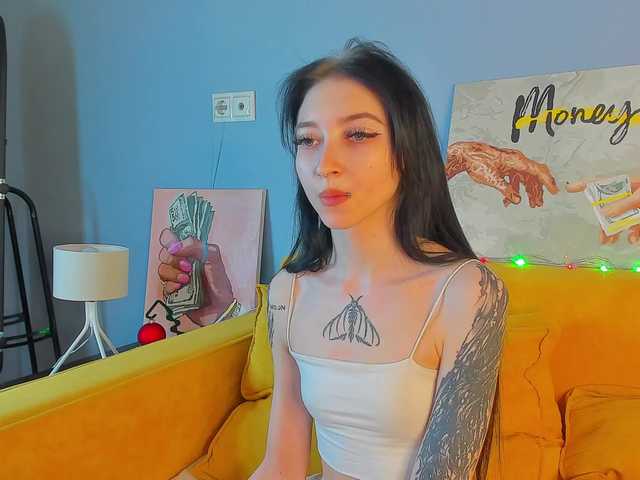  Ellen-Hops chat room