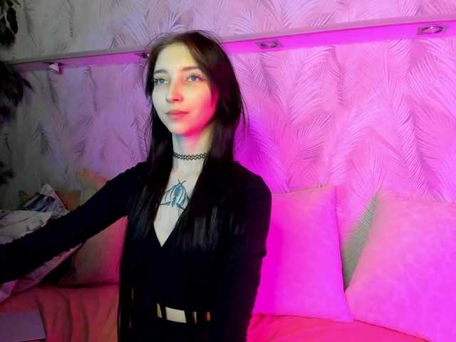 Ellen-Hops's BongaCams show and profile