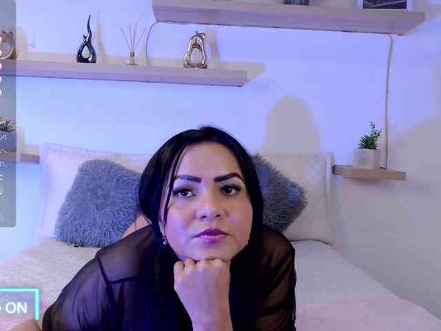 Amelia-voss Amelia-voss