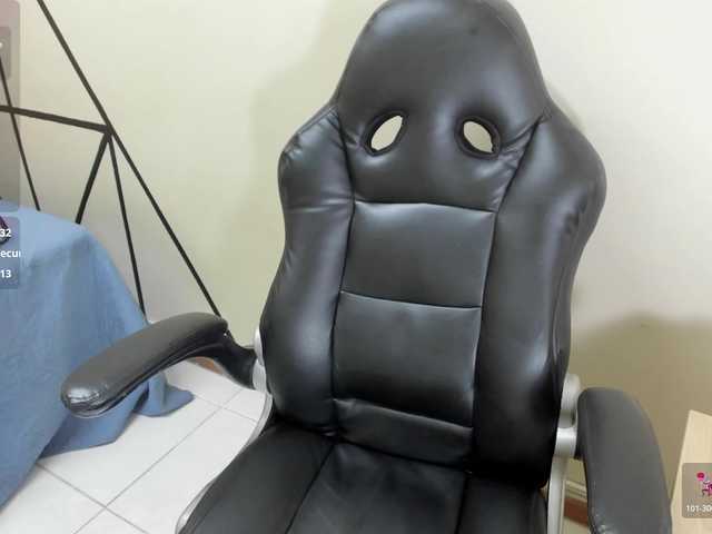 DannaKeys's BongaCams show and profile