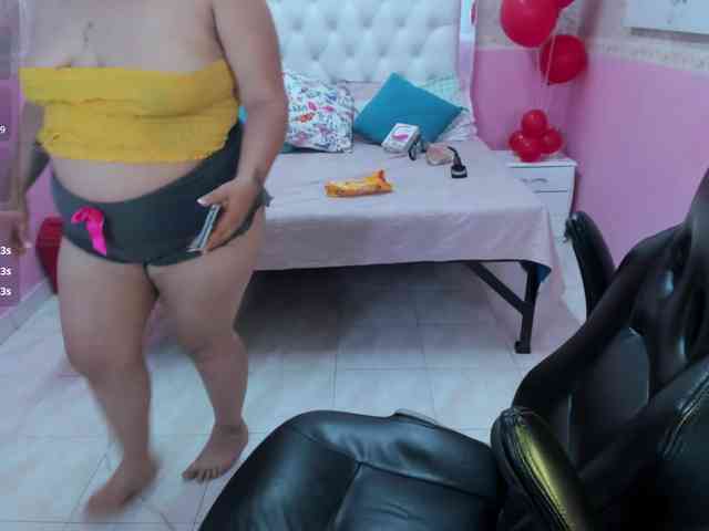 DannaKeys webcam