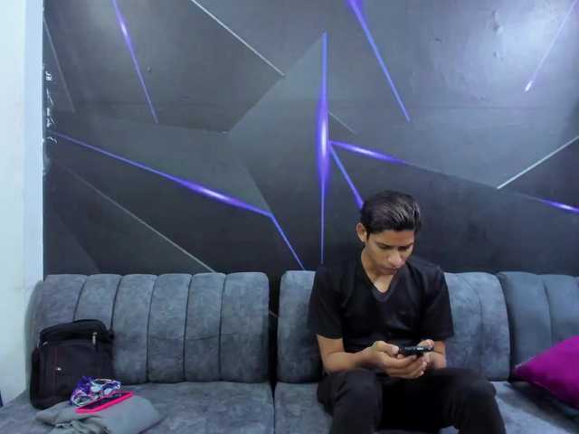 playsgirlhot's BongaCams profile