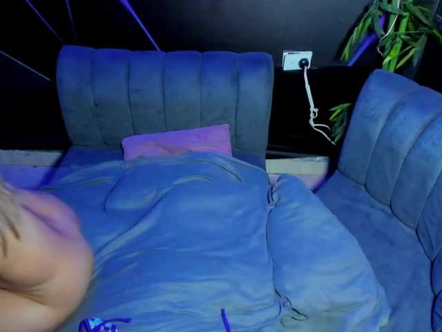 playsgirlhot's BongaCams profile