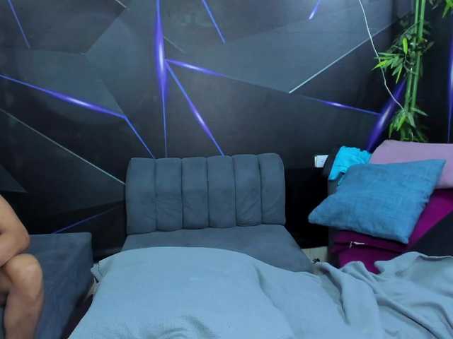 playsgirlhot's BongaCams show and profile