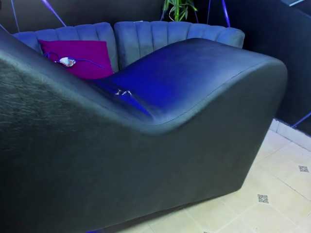 playsgirlhot's BongaCams profile