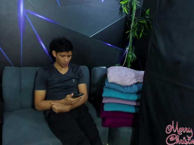 playsgirlhot – webcam model profile photo