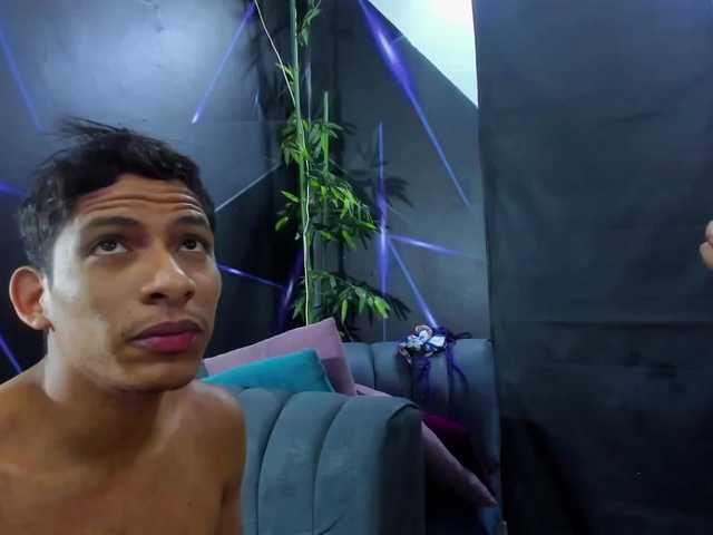 playsgirlhot's Thumb Image