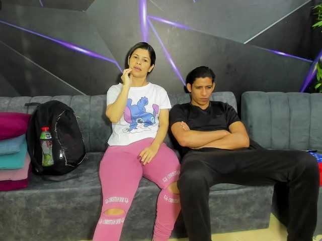 playsgirlhot's BongaCams show and profile