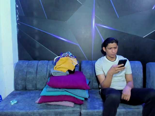 Preview of playsgirlhot