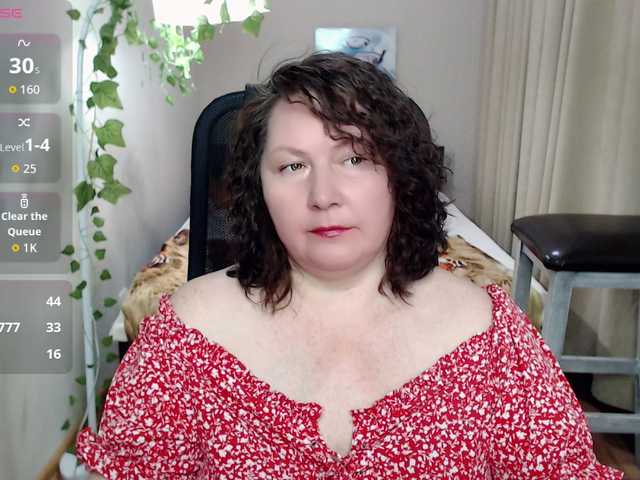 milf-hornys's BongaCams show and profile