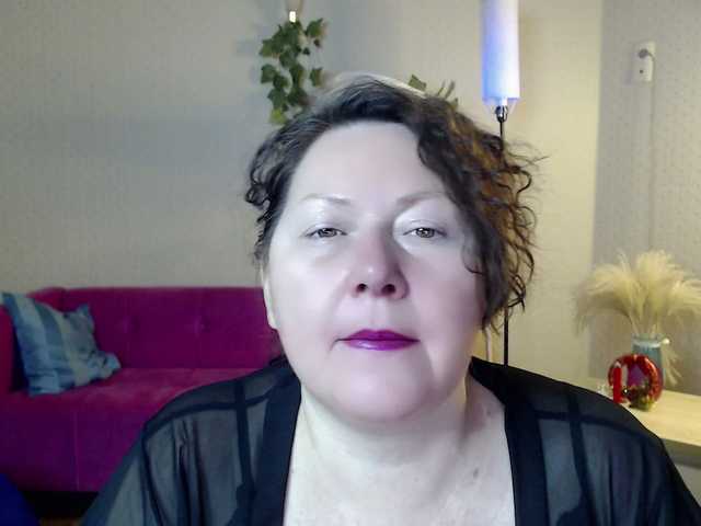 milf-hornys's BongaCams show and profile