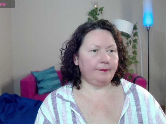 milf-hornys's BongaCams show and profile