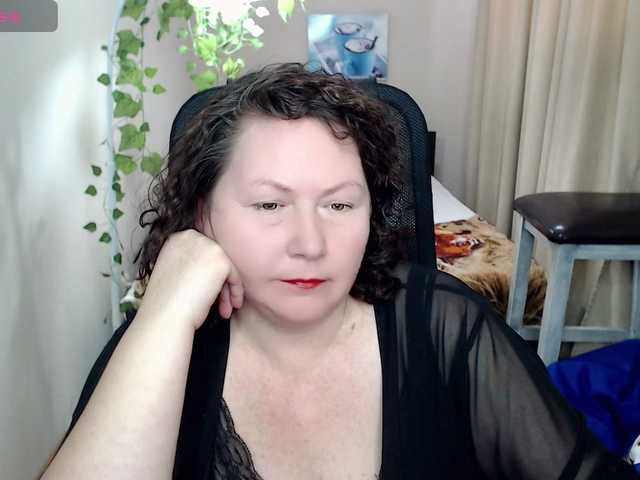 milf-hornys's BongaCams show and profile