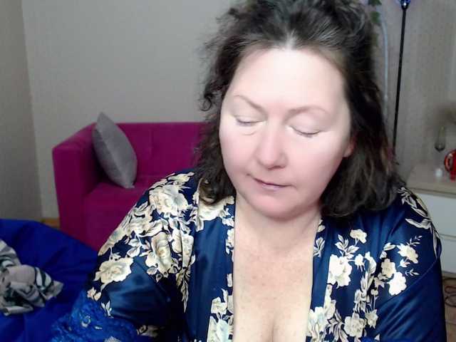 milf-hornys's BongaCams show and profile