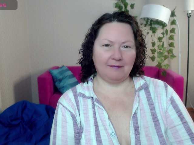 milf-hornys's BongaCams show and profile