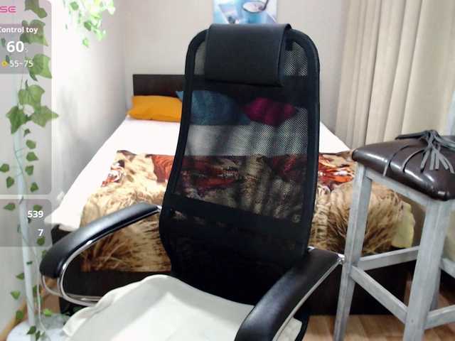 milf-hornys's BongaCams show and profile