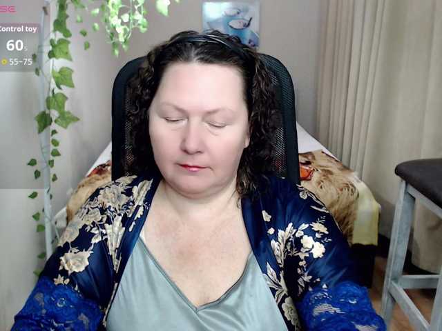 milf-hornys — demonstrate a cowgirl on a chair  @total  @sofar  @remain 