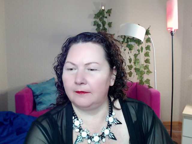 milf-hornys's BongaCams show and profile