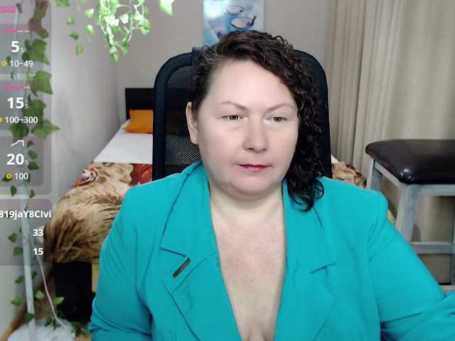 milf-hornys's BongaCams show and profile