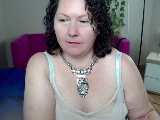 milf-hornys's BongaCams show and profile
