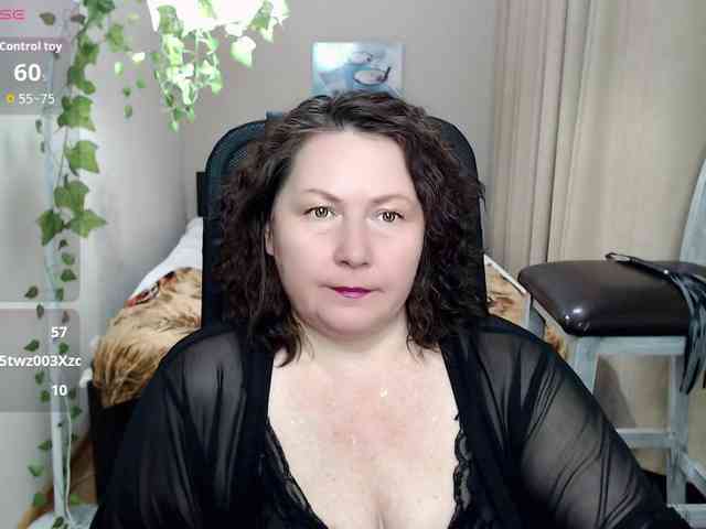milf-hornys webcam
