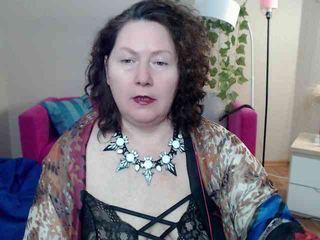 milf-hornys webcam
